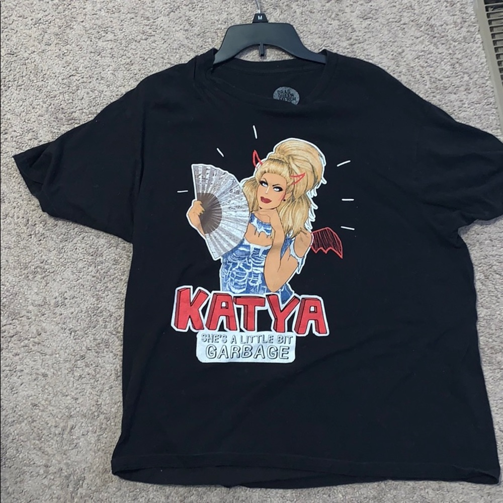 katya zamo “shes a little bit garbage” t-shirt